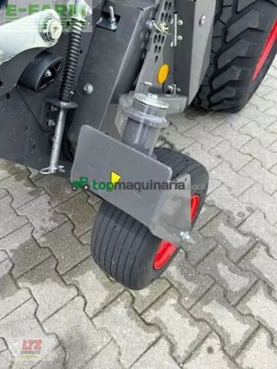 Empacadora gigant - Claas - variant 580 rc trend