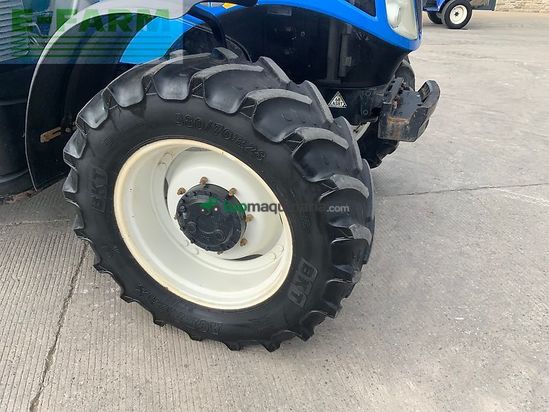 Tractor agrícola - New Holland - t6.180 tractor (st26320)