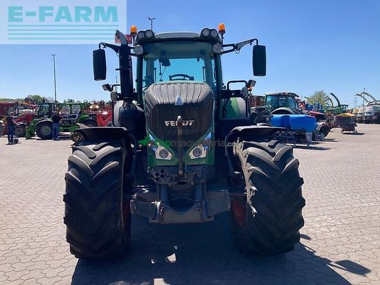 Tractor agrícola - Fendt - 824 vario power