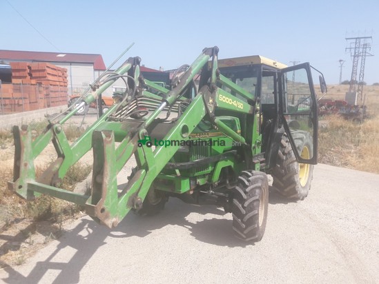 Tractor agrícola - John Deere - 5400N
