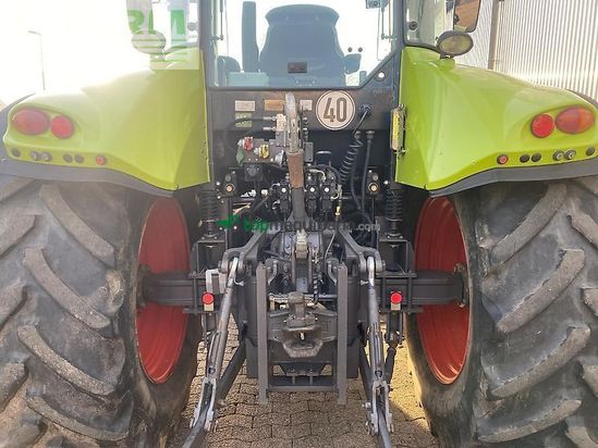 Tractor agrícola - Claas - arion 620 c, top zustand