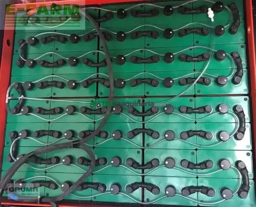 Elevadora - Linde - e 40/600 h 388