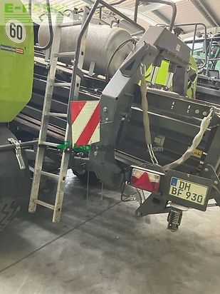 Empacadora gigant - Claas - quadrant 5200 fc tandem
