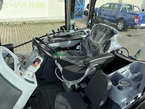 Tractor agrícola - Valtra - g115a