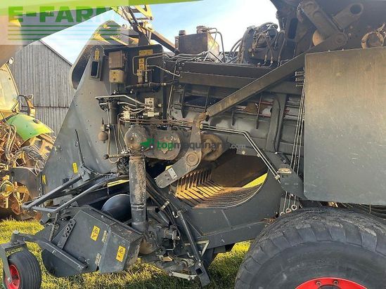 Empacadora gigant - Claas - quadrant 3200 rc