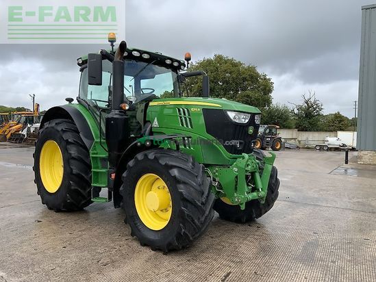 Tractor agrícola - John Deere - 6215r tractor (st23985)