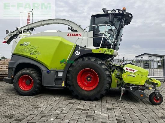Cosechadora de Cereal - Claas - jaguar 870 + pick up 300