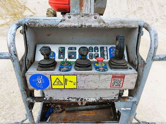 Brazo MANITOU 160ATJ EJE OSCILANTE