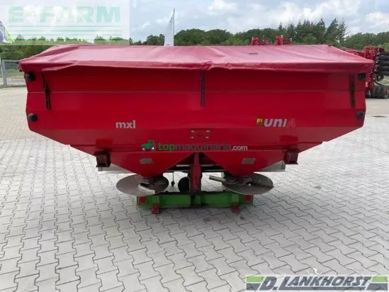 Esparcidor - Unia - mx 3000