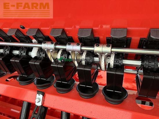 Sembradora - Maschio - dama 300 24 corex+ + dm-classic 3000 scm