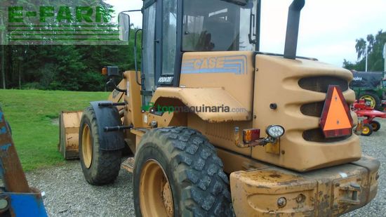 Minicargadora - Case IH - 421 b