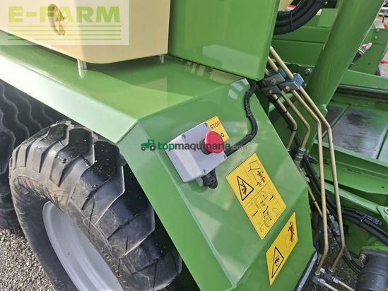 Empacadora gigant - Krone - comprima cv 150 xc