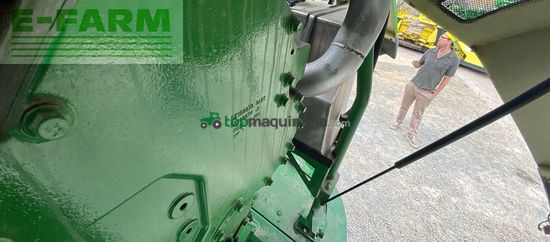 Cosechadora de Cereal - John Deere - 8300