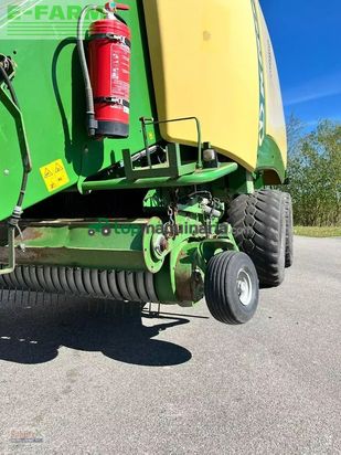 Empacadora gigant - Krone - big pack 1270 xc multi bale