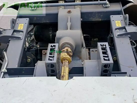 Empacadora gigant - Claas - quadrant 3400 rc