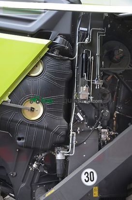 Cosechadora de Cereal - Claas - trion 740 terra trac