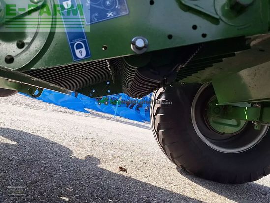 Empacadora gigant - Krone - comprima v 150 xc plus 26 messer