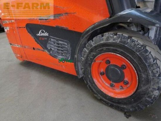 Elevadora - Linde - e 14 evo 386-02