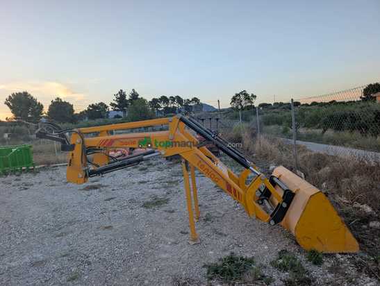 Pala Tenías  B1 Serie 100