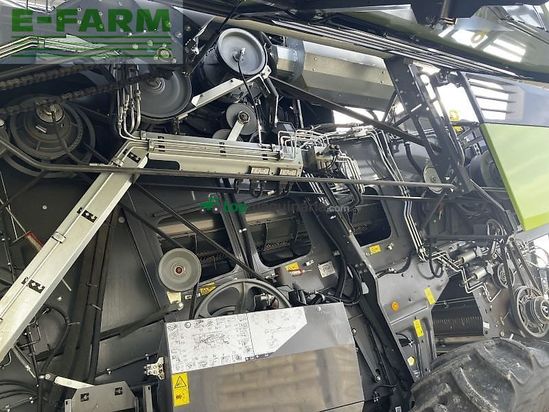 Cosechadora de Cereal - Claas - trion 750 + v770