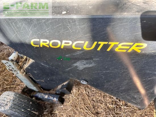 Empacadora gigant - New Holland - br 6090 / roll-bar 125