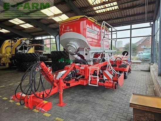 Sembradora - Pöttinger - terrasem 3000 dz