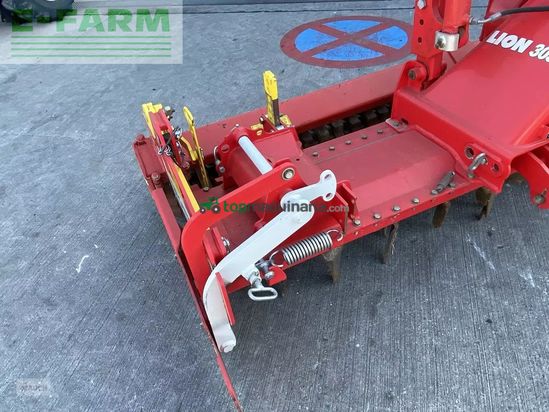 Grada rotativa - Pöttinger - lion 303.12