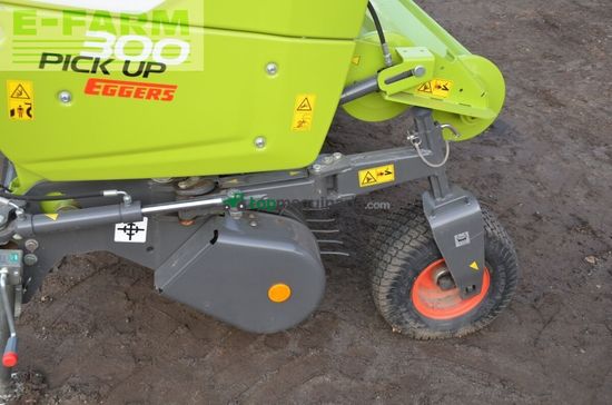 Cosechadora de Cereal - Claas - pick up 300 profi contour vari