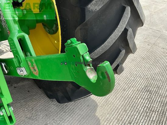 Tractor agrícola - John Deere - 6215r premium edition tractor (st26328)