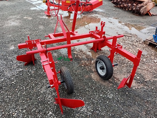 MAQUINA PARA PONER PLASTICO Y GOTEO. 