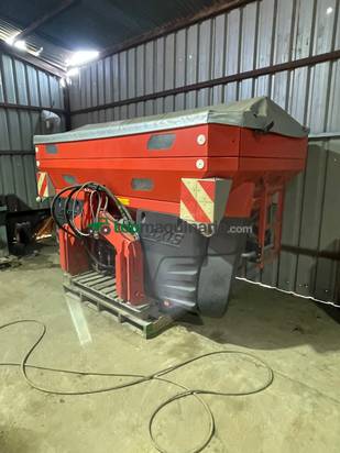 Abonadora Kuhn de control de tramos automáticos