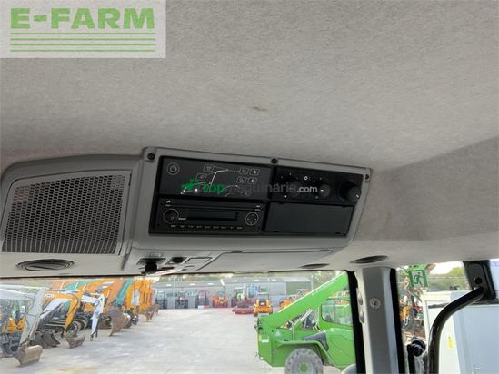 Tractor agrícola - Valtra - n135 active tractor (st27903)