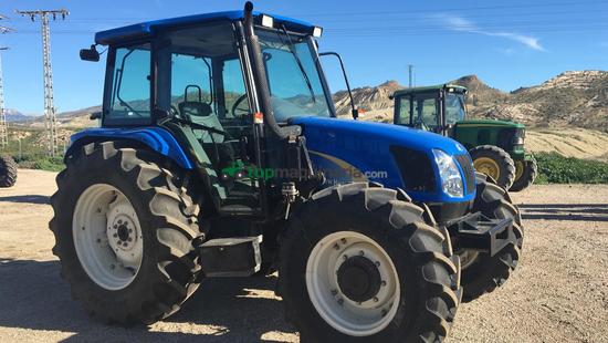 Tractor agrícola - New Holland - TL100A