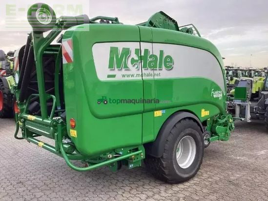 Empacadora gigant - McHale - fusion vario