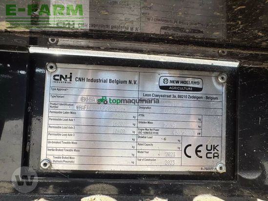 Cosechadora de Cereal - New Holland - cr 8.90