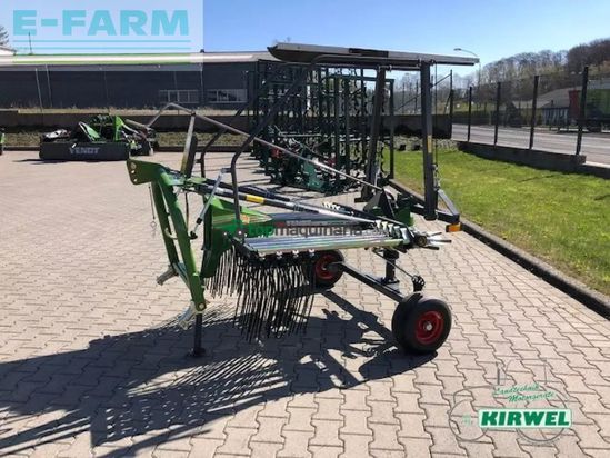 Rastrillo - Fendt - former 351