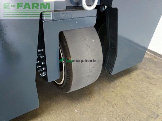Elevadora - Combilift - cbe3000