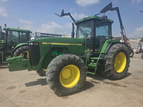 Tractor agrícola - John Deere - 8300