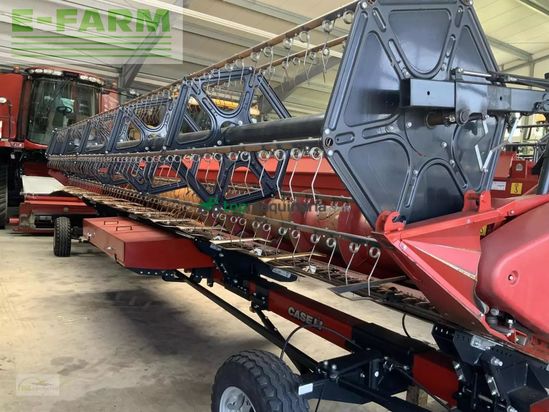 Cosechadora de Cereal - Case IH - 3050 30 ft