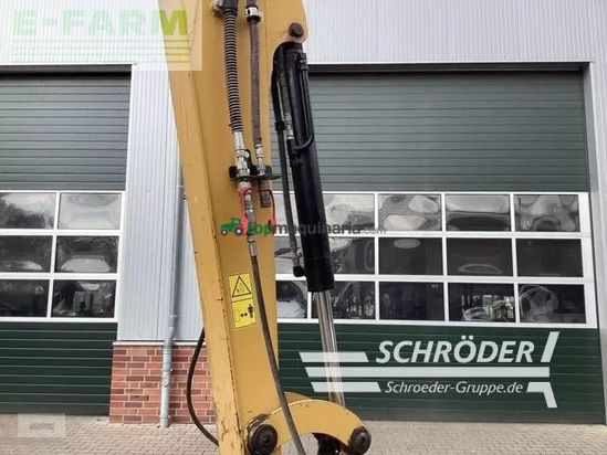 Excavadora - Caterpillar - 305.5 ecr