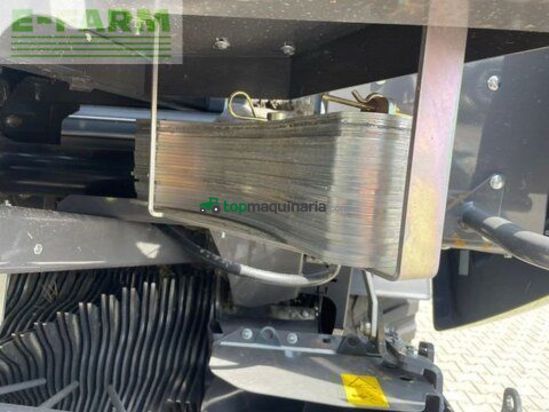 Empacadora gigant - Claas - rollant 630 rc uniwrap