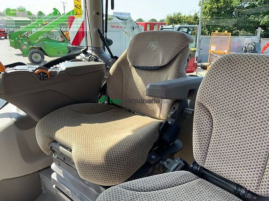 Tractor agrícola - John Deere - 6215r premium edition tractor (st26329)