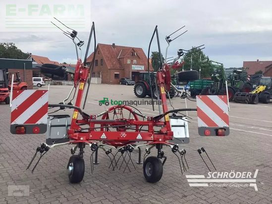 Henificador - Massey Ferguson - td 524 dn (twister 5204 dn)