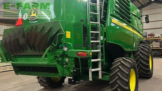 Cosechadora de Cereal - John Deere - w660