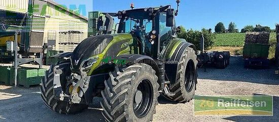 Tractor agrícola - Valtra - t 235 direct