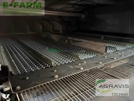 Cosechadora de Cereal - Claas - trion 660 terra trac allrad