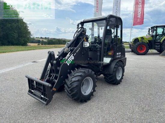 Minicargadora - Toyo - 836