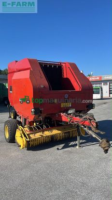 Empacadora gigant - New Holland - br 750 crop cutter