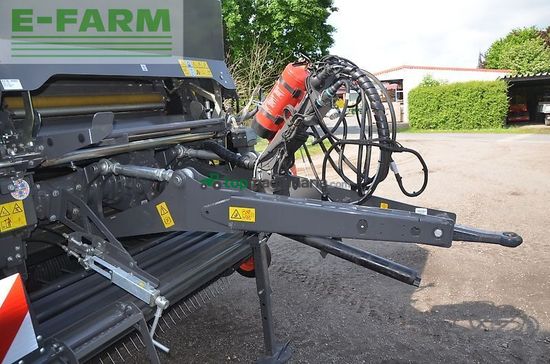 Empacadora gigant - Claas - cerex 780 rc