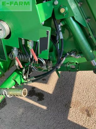 Empacadora gigant - John Deere - 864
